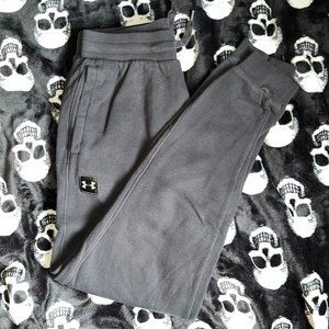 Small Black Under Armour Jogger Sweatpants